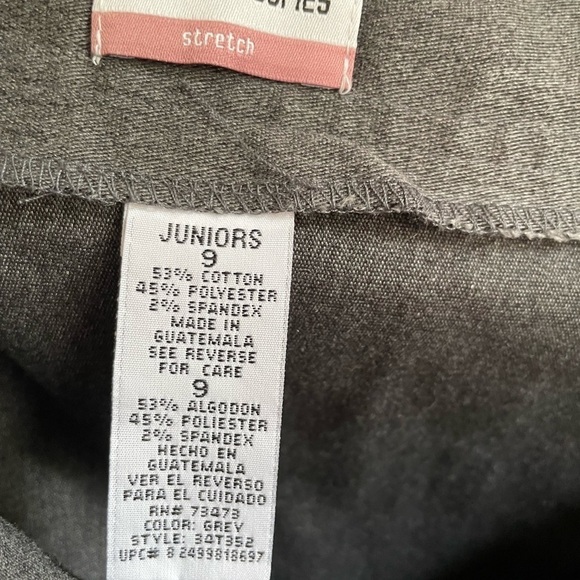 Y2K Goth/Emo no boundaries gray skirt with pleats size juniors 9 - Picture 6 of 6